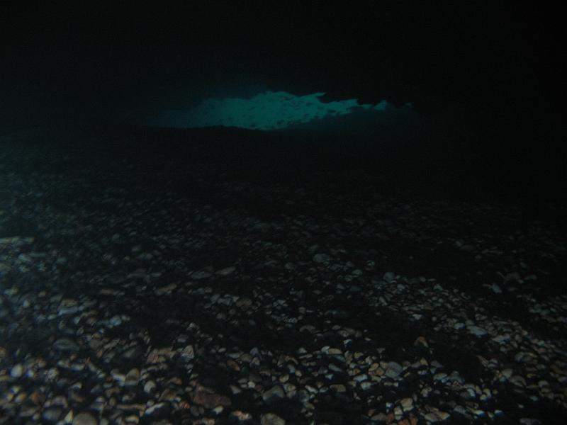 Bennett Springs 002.JPG - A view of the opening from 85 feet deep.